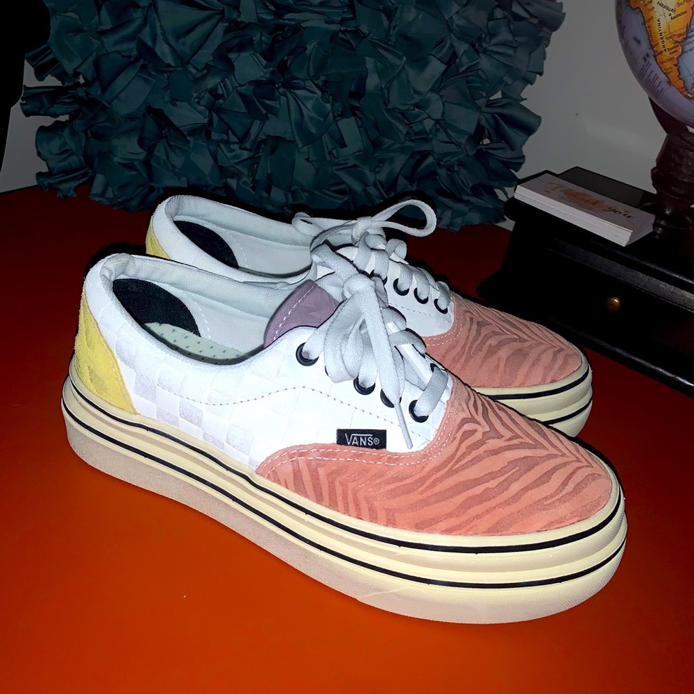 VAns